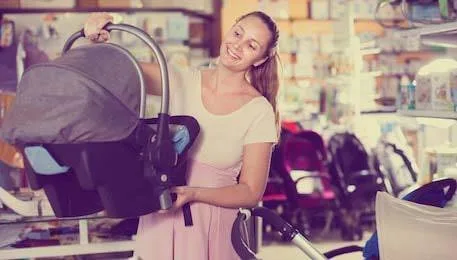 Choosing the right baby carseat